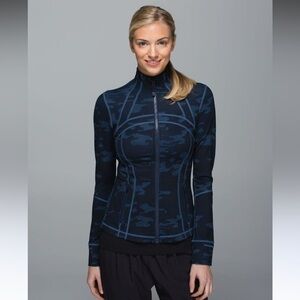 Lululemon Define Jacket Heathered Texture Lotus Camo Oil Slick Blue Size 4
